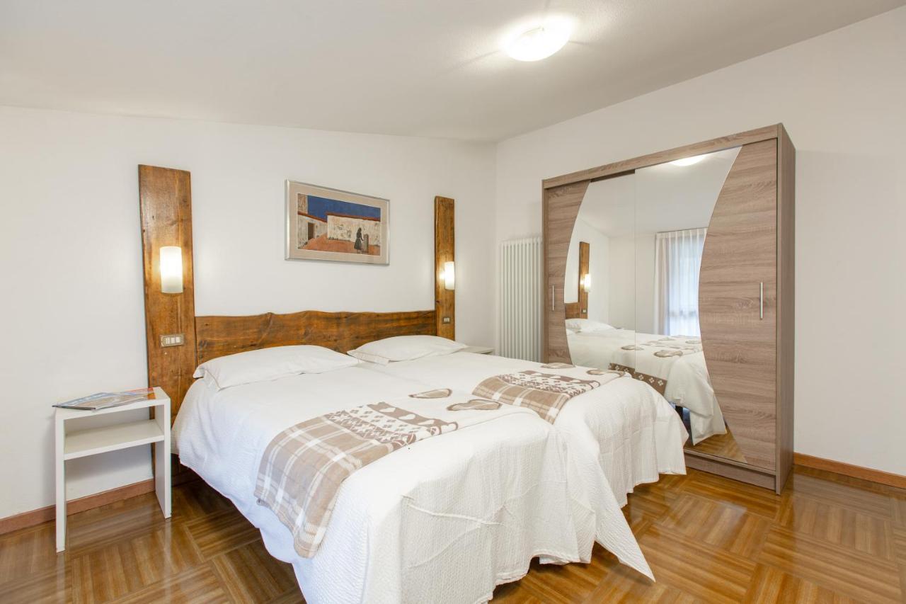 Hotel Biancospino Lanzada Buitenkant foto
