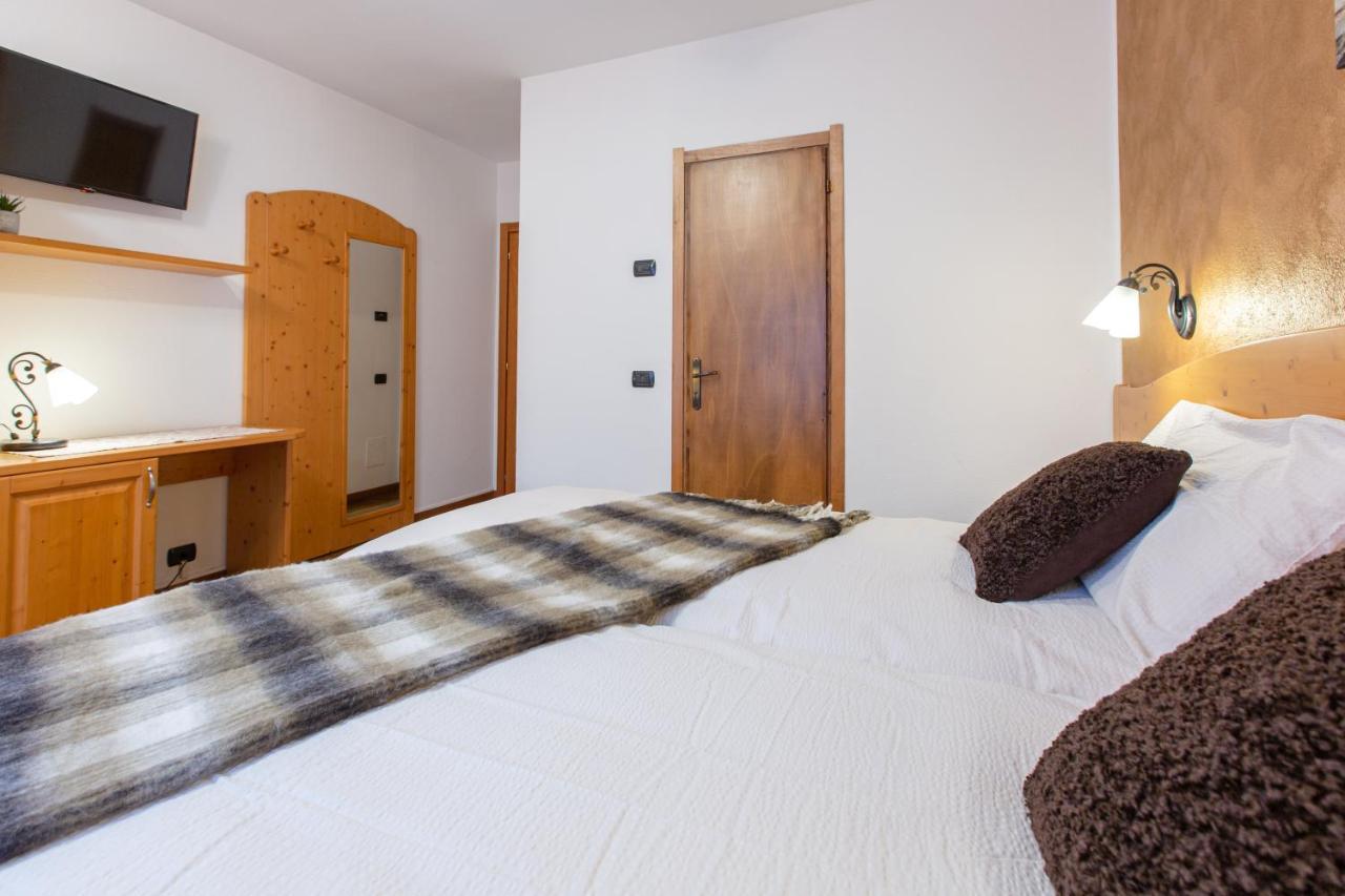 Hotel Biancospino Lanzada Buitenkant foto
