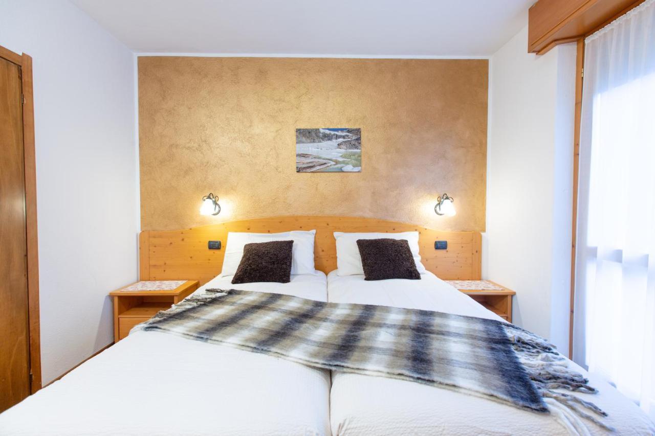 Hotel Biancospino Lanzada Buitenkant foto