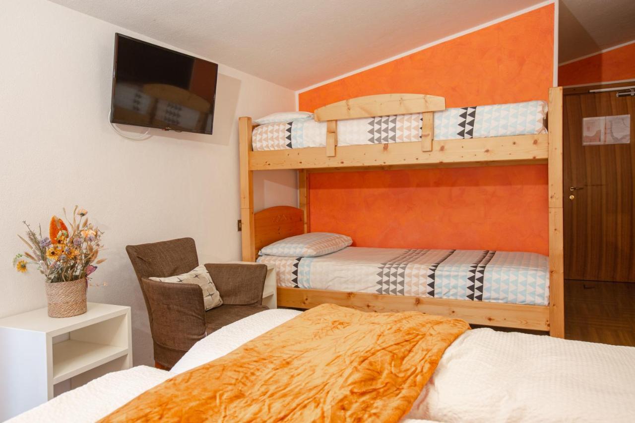 Hotel Biancospino Lanzada Buitenkant foto