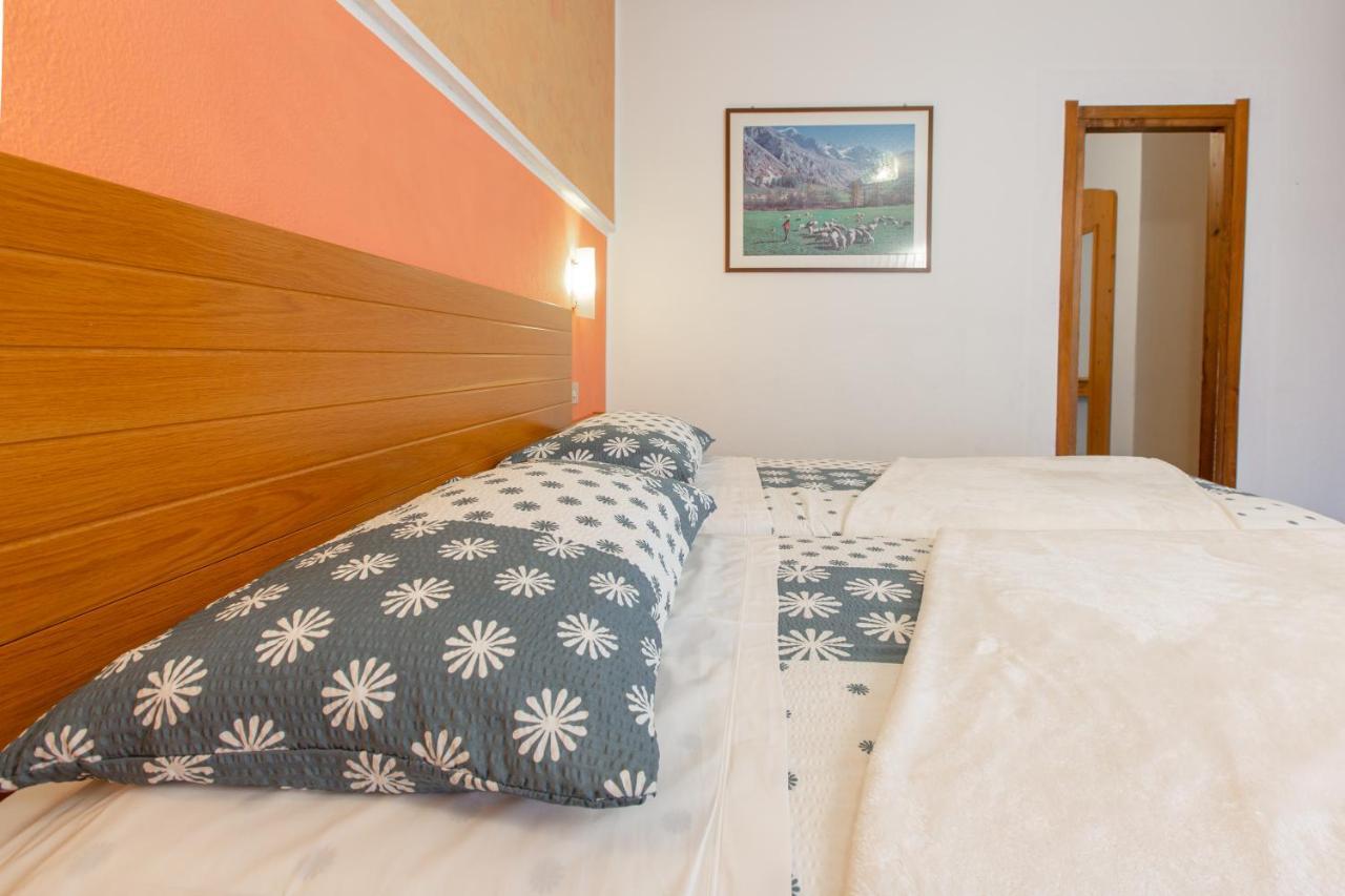 Hotel Biancospino Lanzada Buitenkant foto