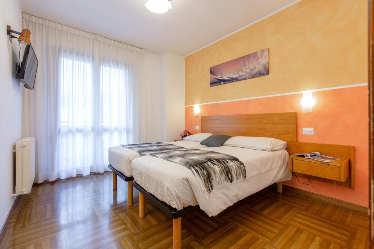 Hotel Biancospino Lanzada Buitenkant foto