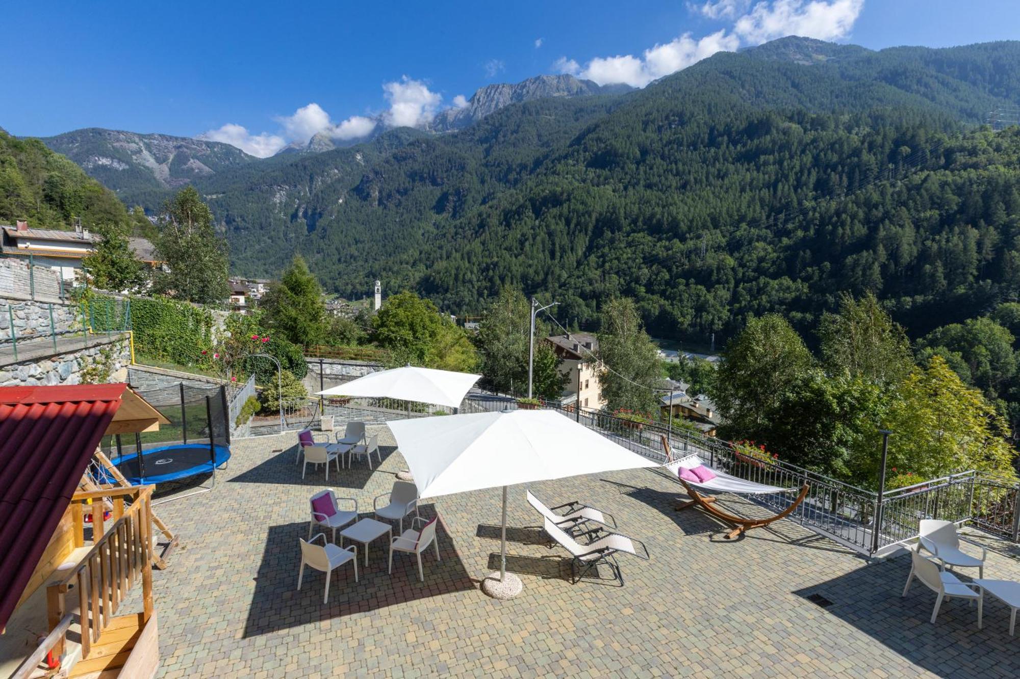 Hotel Biancospino Lanzada Buitenkant foto